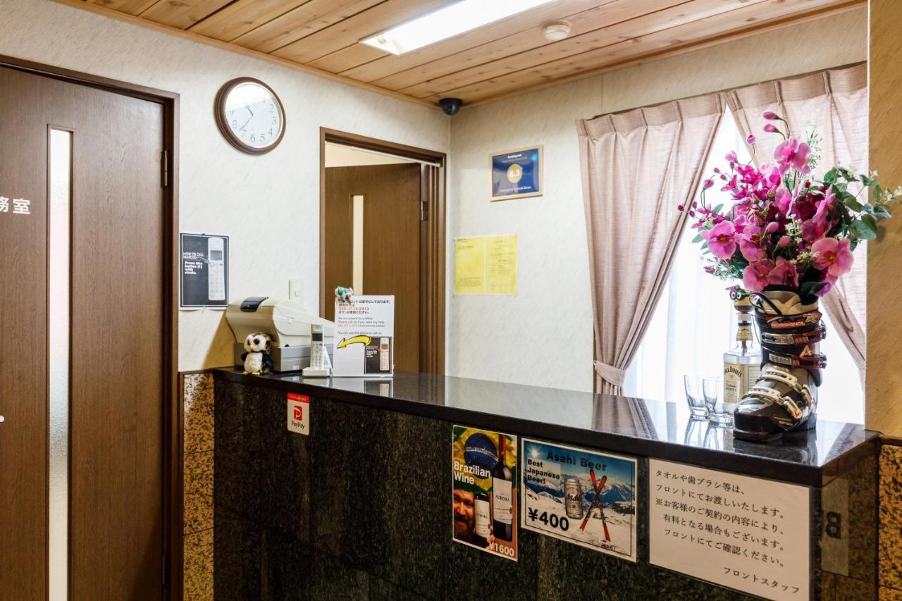 Tabist Condominium Hakuba Goryu Экстерьер фото