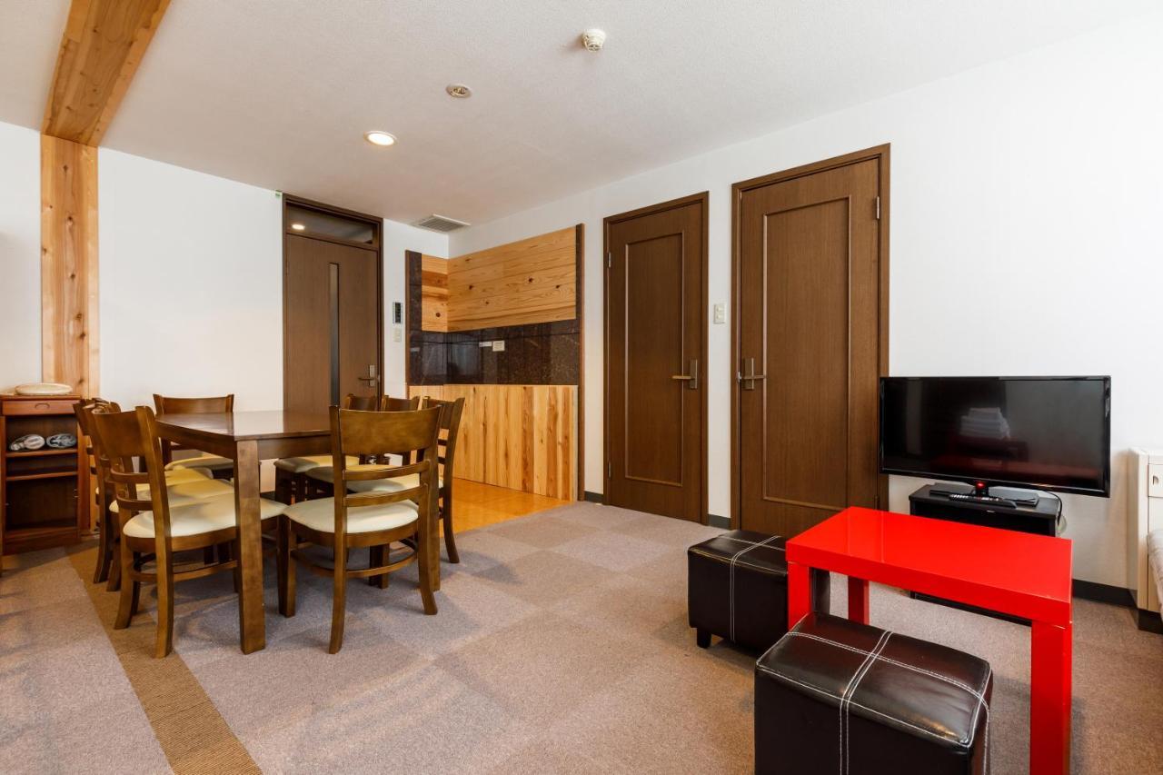 Tabist Condominium Hakuba Goryu Экстерьер фото